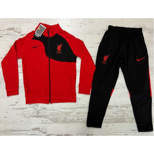 Детски футболен екип Liverpool F.C. червено черно 8132